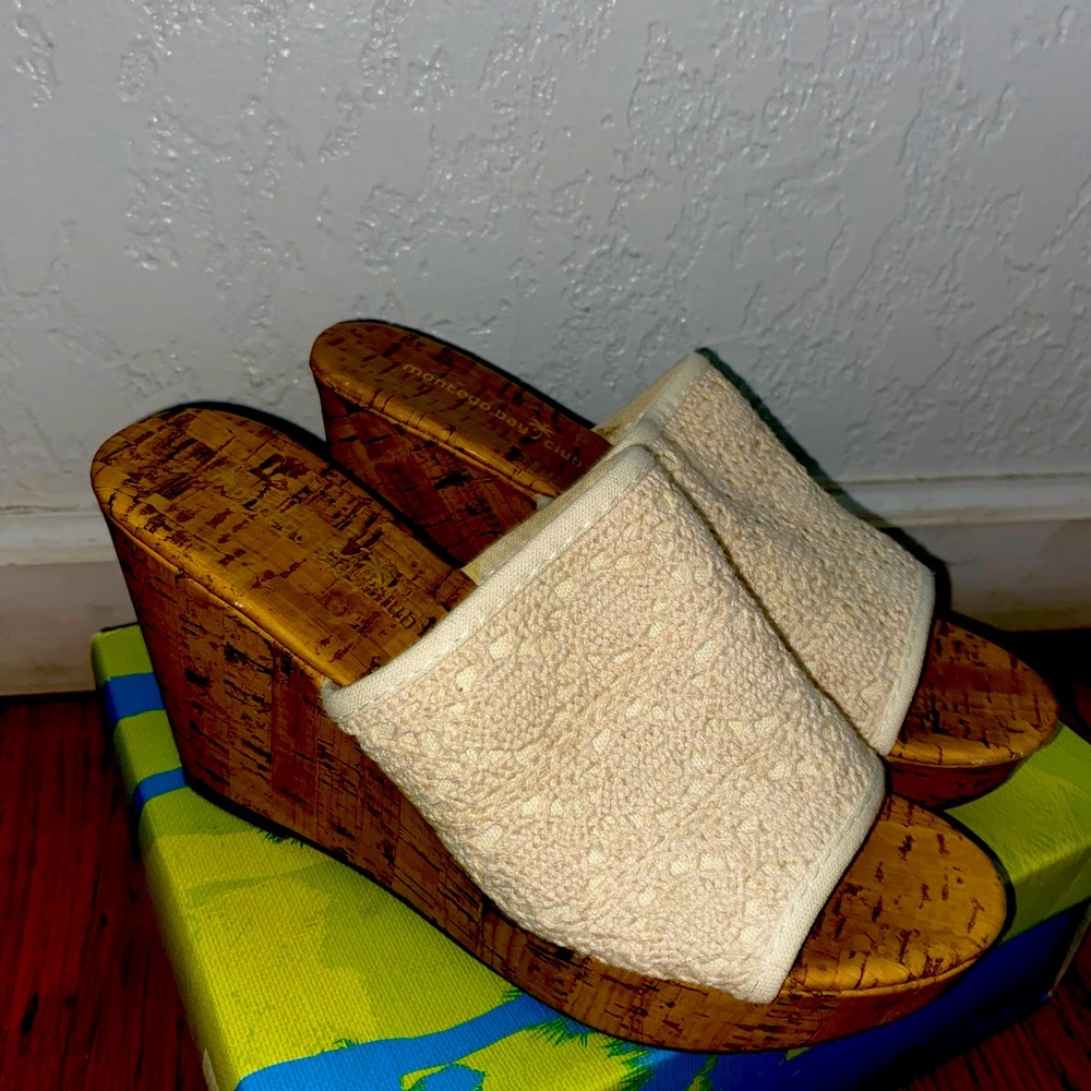 Wedge shoes